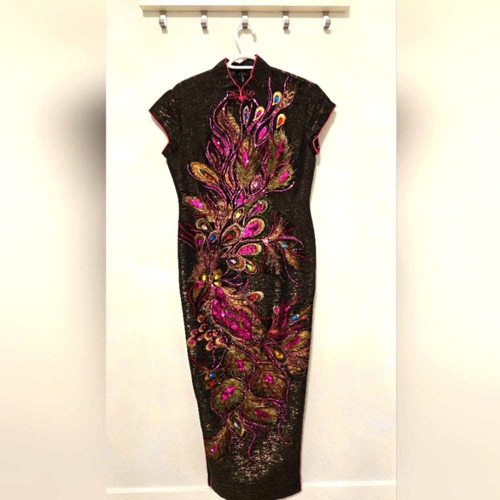 Elegant Black and Pink Embroidered Cheongsam/Qipao